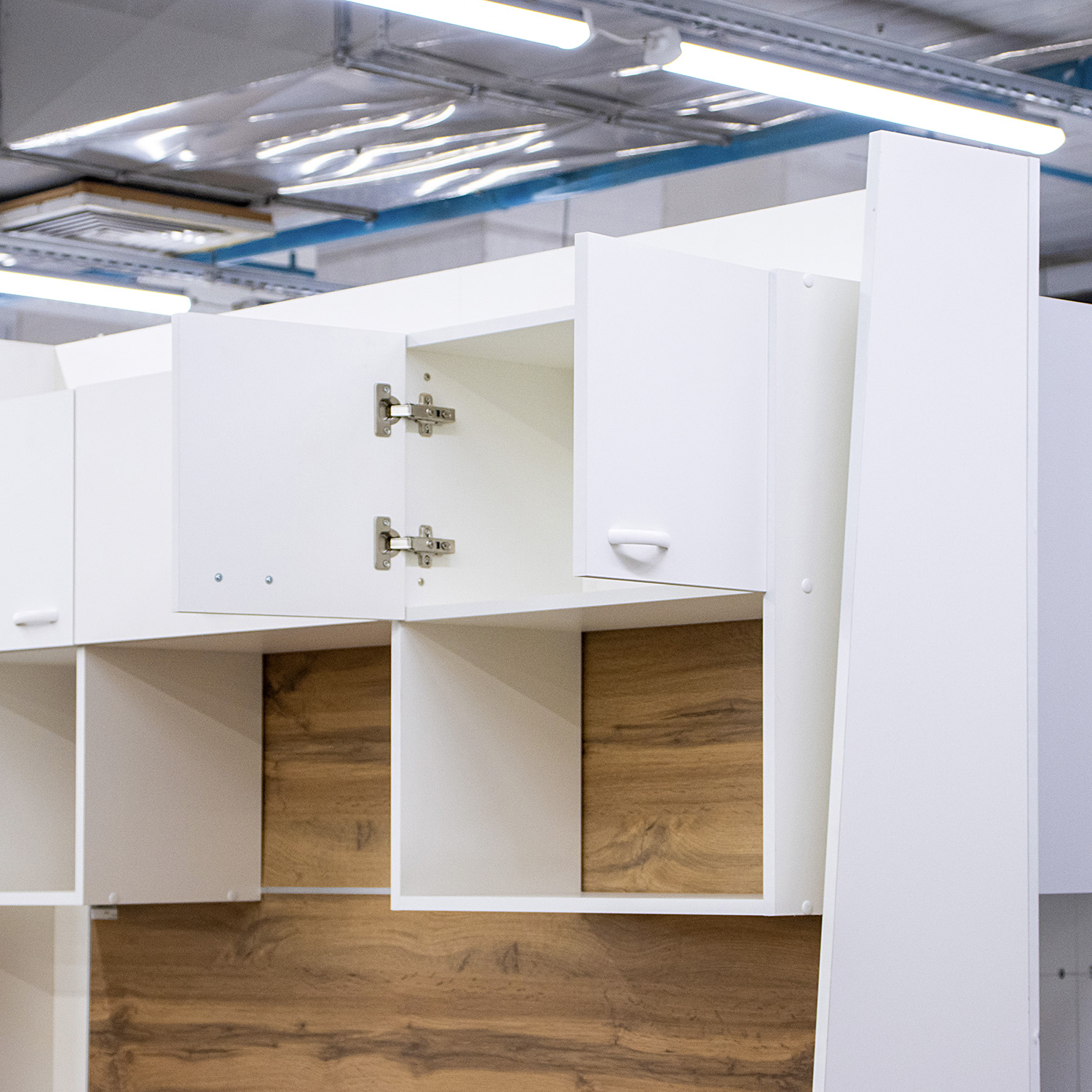 Шкаф навесной 600х676х290 мм BROZEX-WOOD Liberty, с двумя дверцами, белый