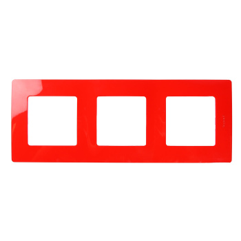 яяяРамка "Etika" 3-м. красн. Leg 672533 *1