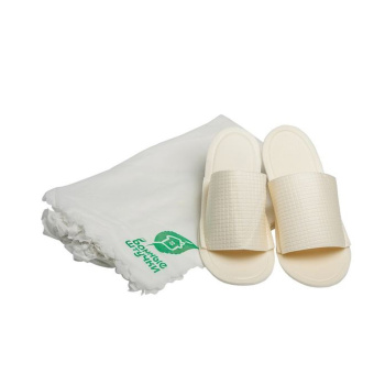 Одноразовый набор для женщин, для бани и сауны (парео, тапочки и трусики), белый "Банные штучки" /20