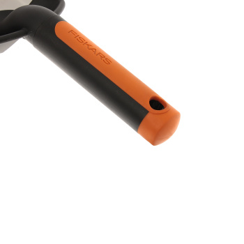 Совок посадочный L-334, узкий, с металлическим лезвием FISKARS (1000727) *1/4 Совок посадочный L-334, узкий, с металлическим лезвием FISKARS (1000727) *1/4