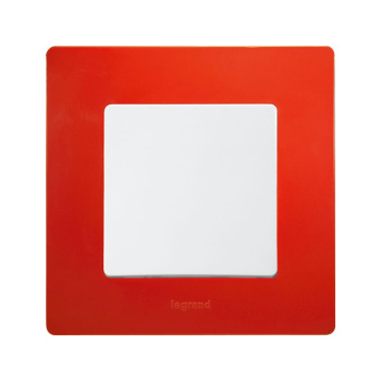 Рамка "Etika" 1-м. красн. Leg 672531 *1