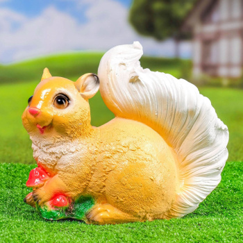 Садовая фигура "Белка с грибочками" 30х23см  3242416